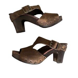 Dansko Ripley Crazy Horse Brown Studded Clog  40